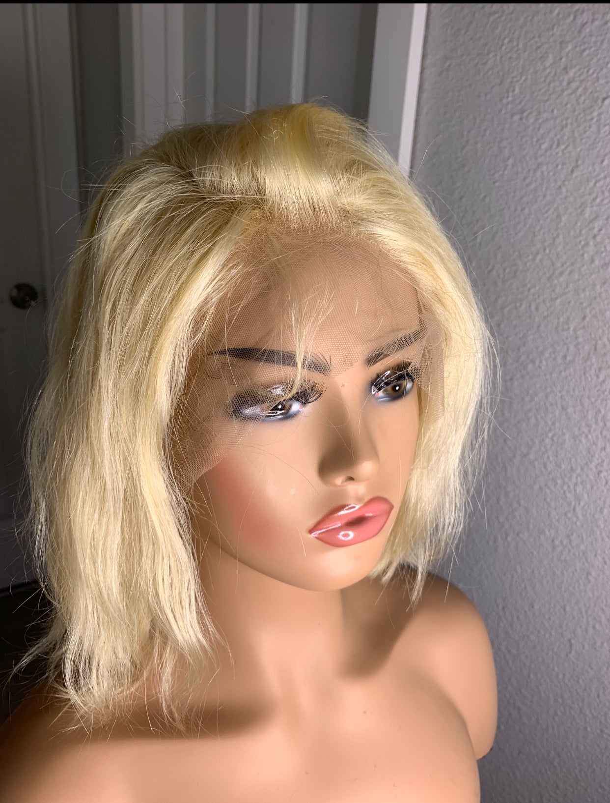 Baddies Wigs 8" Blonde Wig 2x4